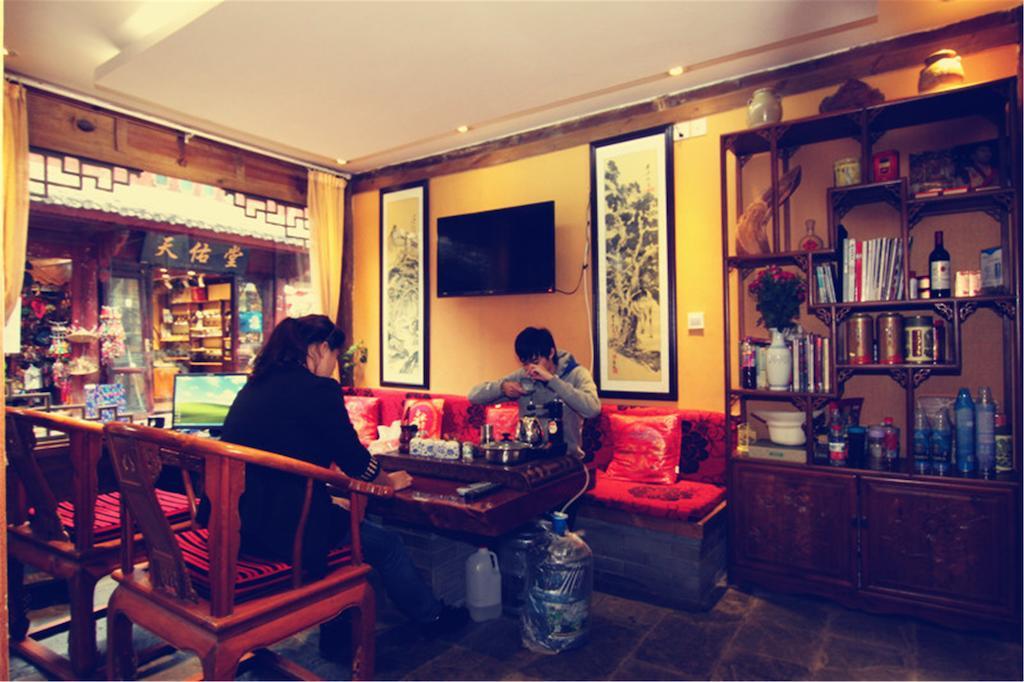 He Mu Ju Inn Zhongyi Branch Ліцзян Екстер'єр фото