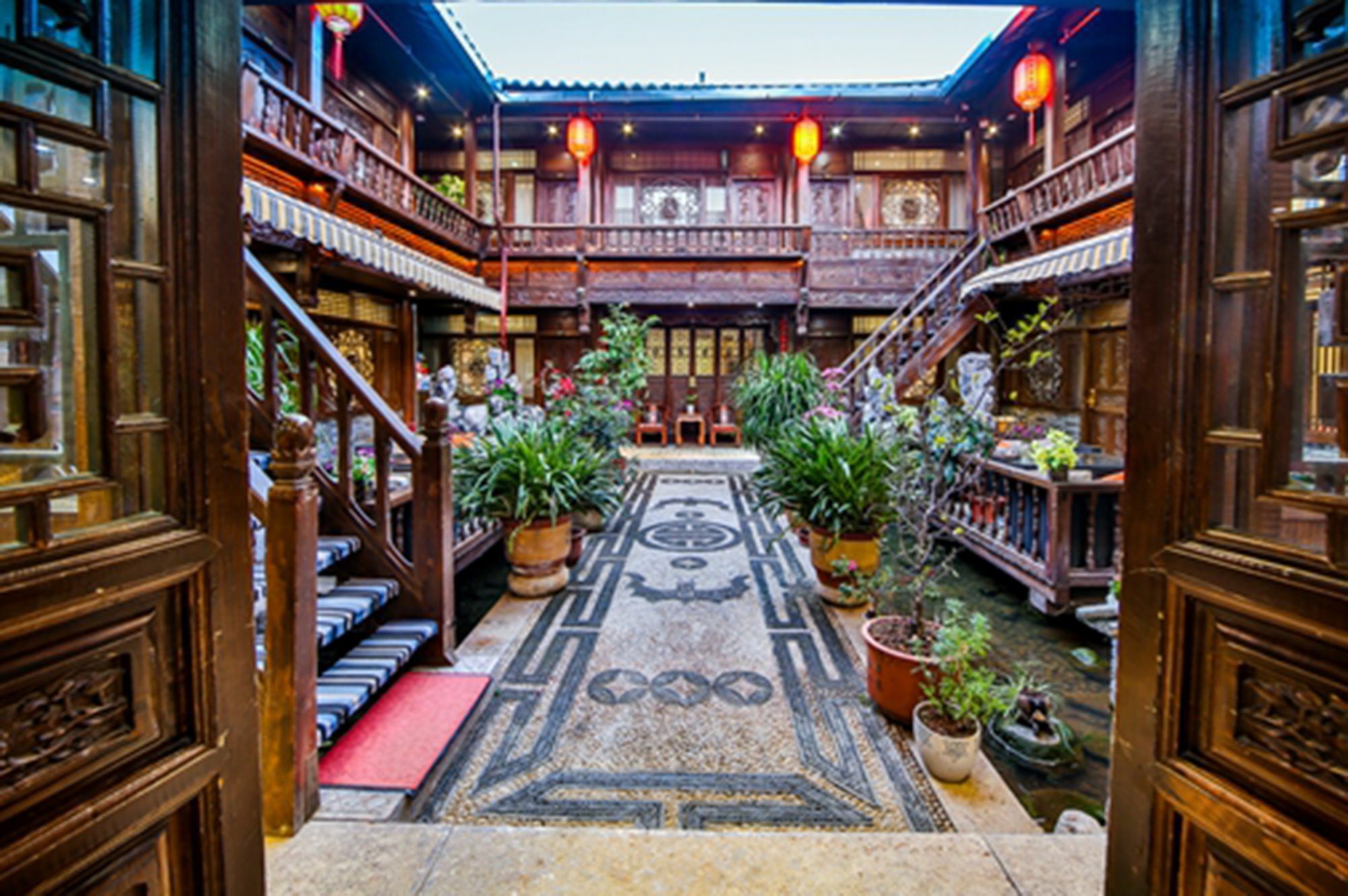 He Mu Ju Inn Zhongyi Branch Ліцзян Екстер'єр фото